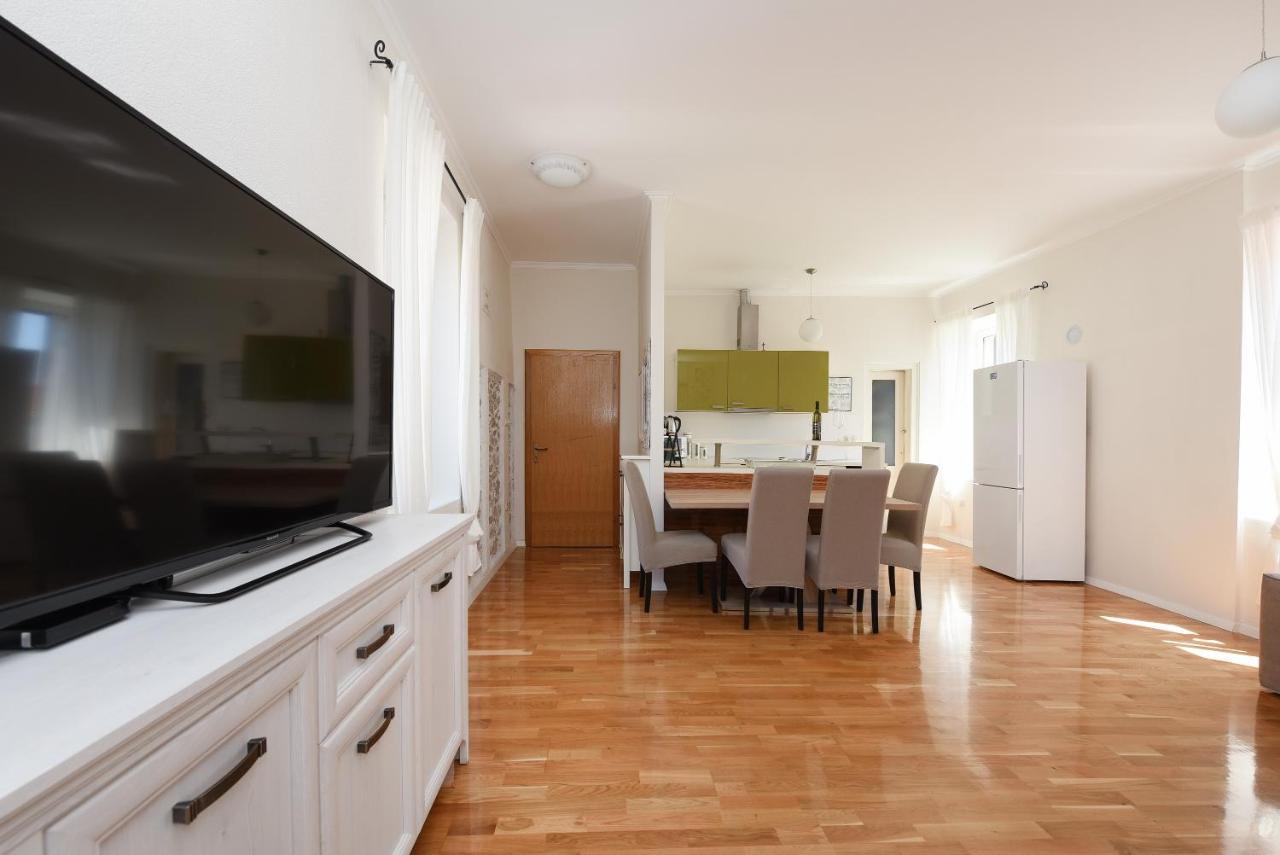 Apartment Karuzz Zadar Bagian luar foto